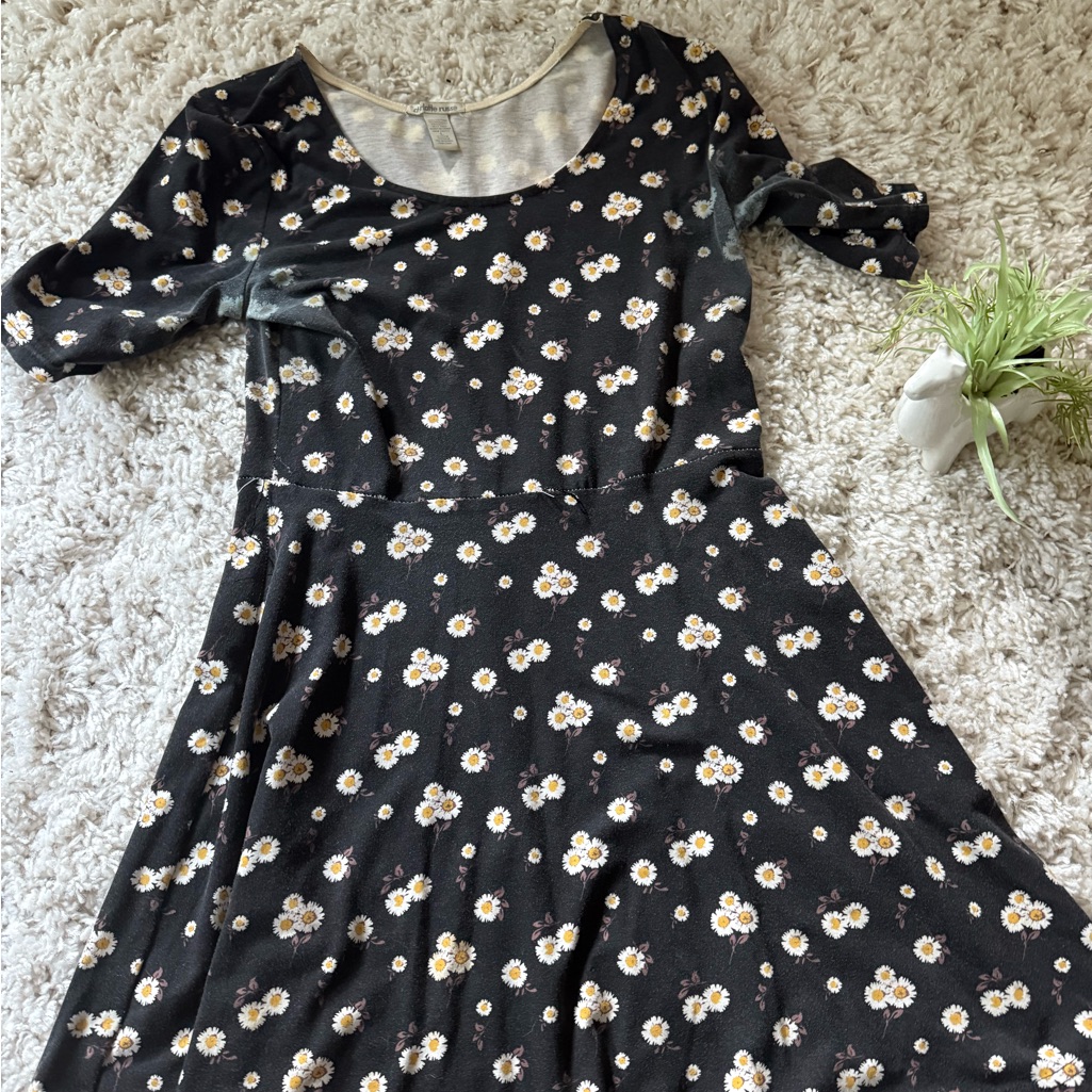 Charlotte Russe Black Floral Puff Sleeve Dress